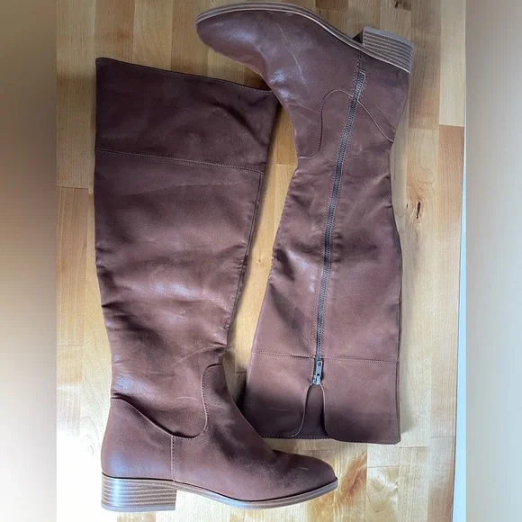 MIA Marri Tall Distressed Faux Leather Heeled Boot - Picture 5 of 12